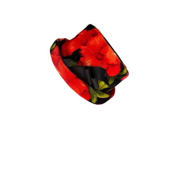 Union Made Vintage Floral Black Red Velvet With Bow Bucket Hat main image 6
